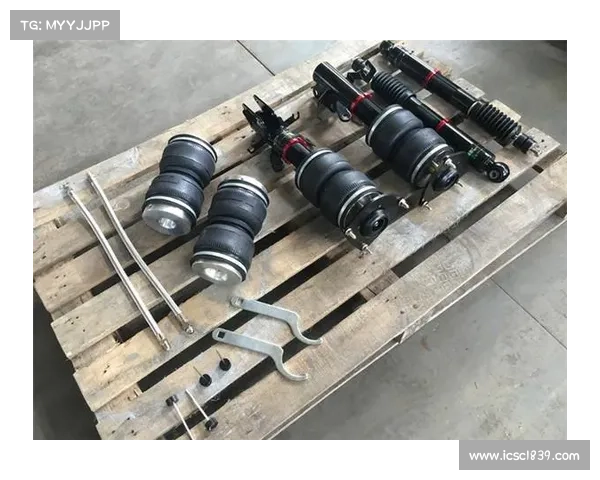 专车定制空气减震,骐达改装HF风格保留家用悬挂舒适性 专车定制空气减震,骐达改装HF风格保留家用悬挂舒适性